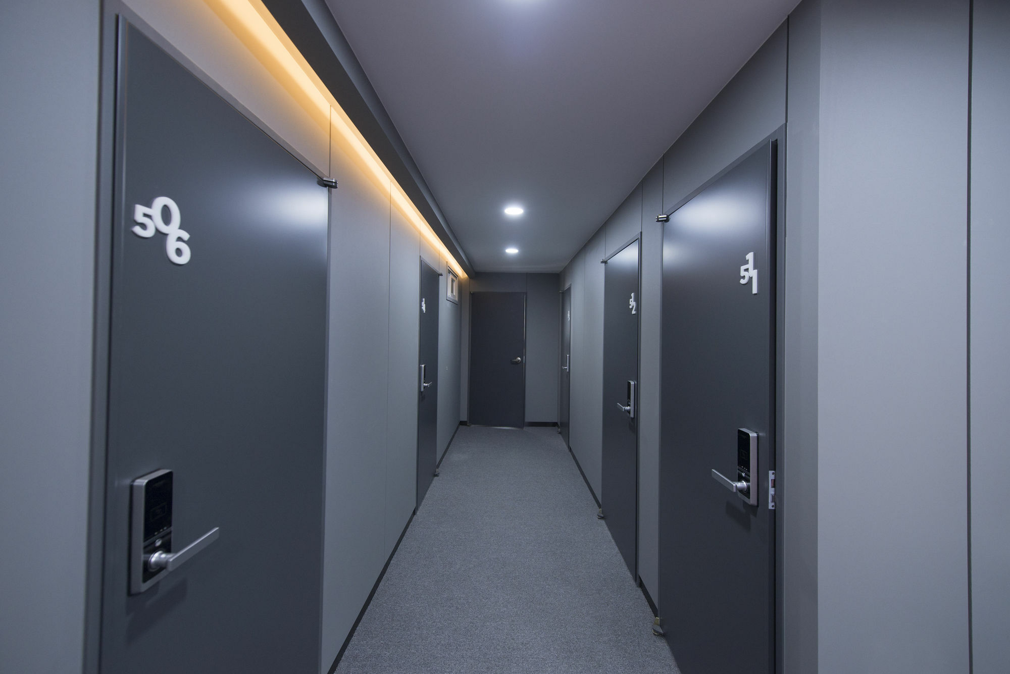 Guest house Philstay Myeongdong Metro 2*